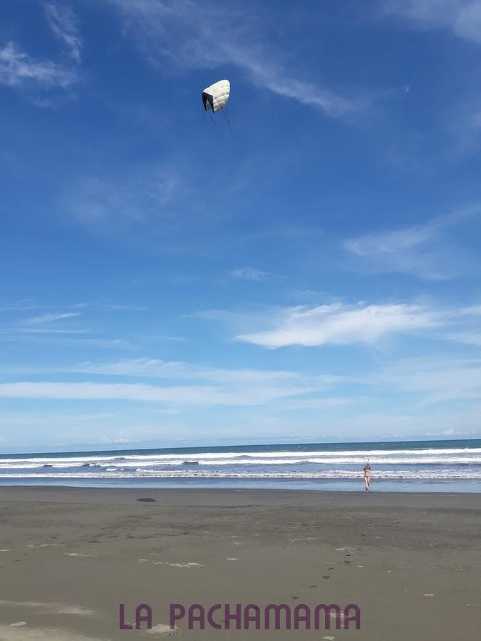 Hostal Pachamama Isla de Canas 外观 照片